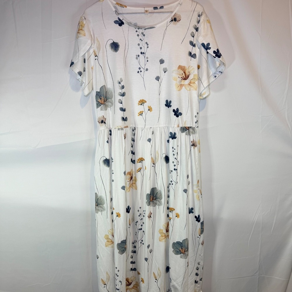 Women's White Floral Maxi Dress L Short Sleeve Gathered Waist Pockets